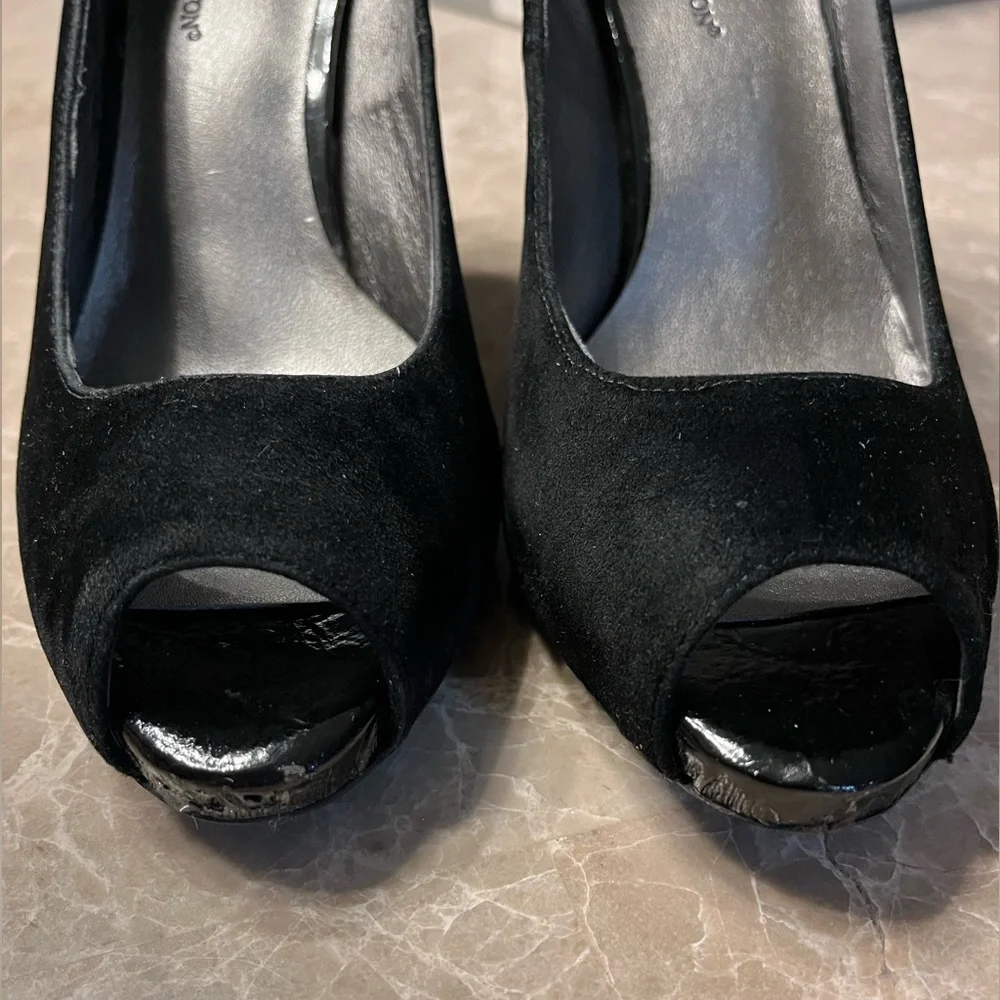 Worthington black suede, open toe pumps. Size 7.5. Great condition. - Picture 6 of 6
